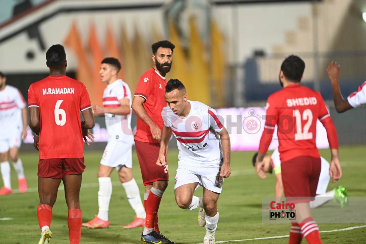 احتفال ناصر منسي بهدفه في شباك حرس الحدود (1)