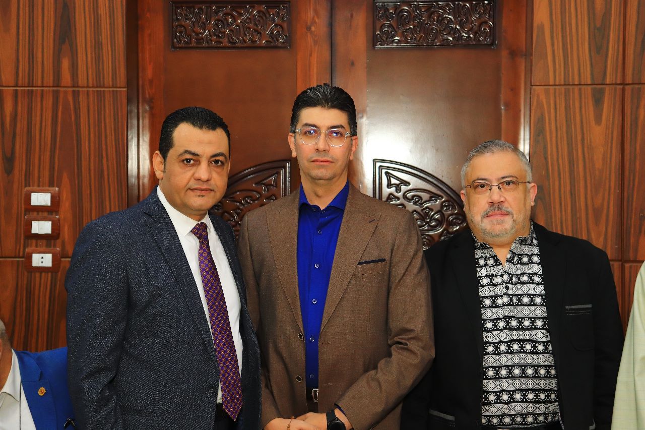 WhatsApp Image 2023-04-19 at 10.50.37 PM (4)