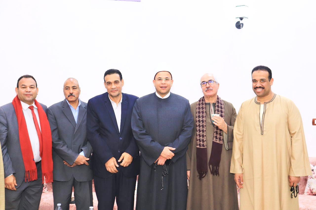 WhatsApp Image 2023-04-19 at 10.50.42 PM (2)