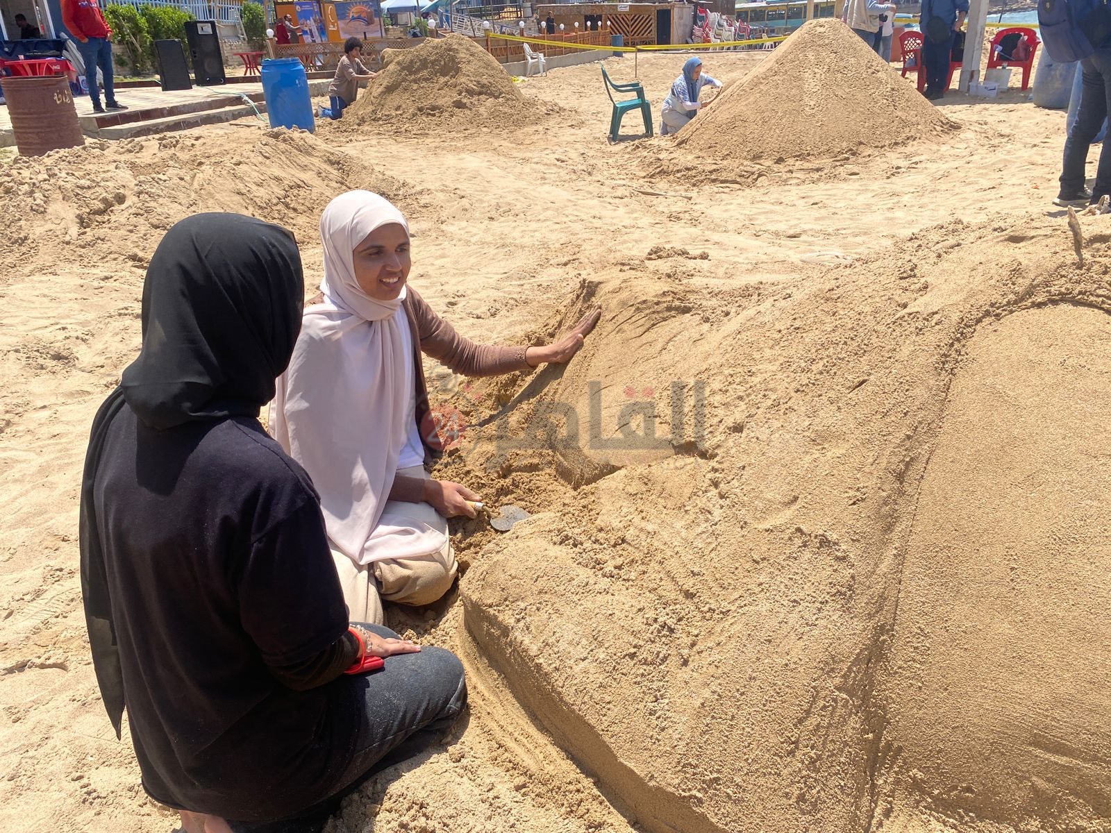 مهرجان النحت على الرمال بشواطئ الإسكندرية 