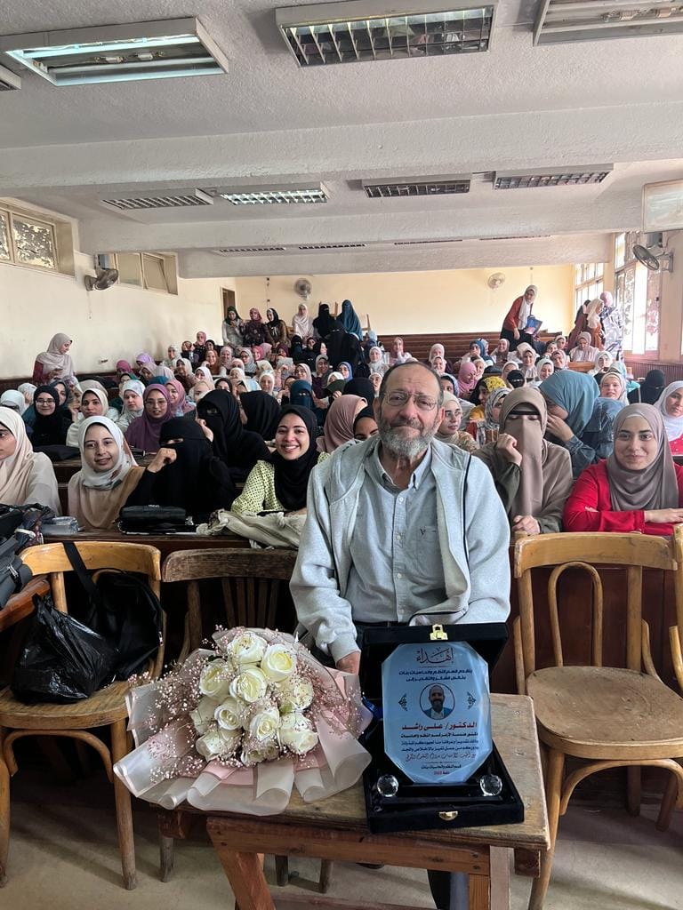 استاذ الهندسة بالأزهر