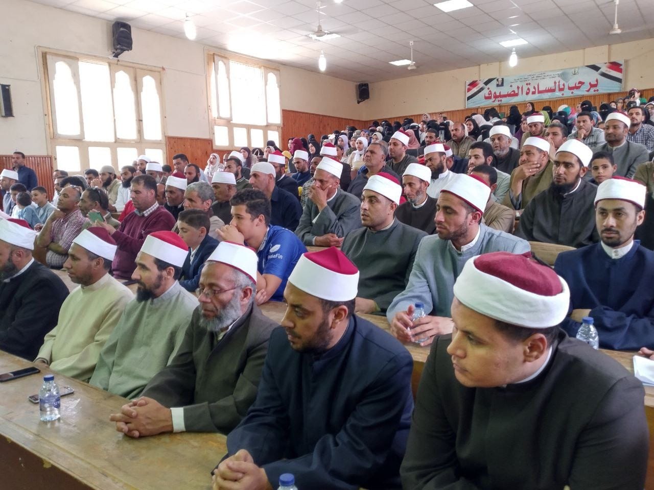 الجامع الأزهر يكرم 56 حافظا من الدارسين برواق القرآن الكريم بكفر الشيخ