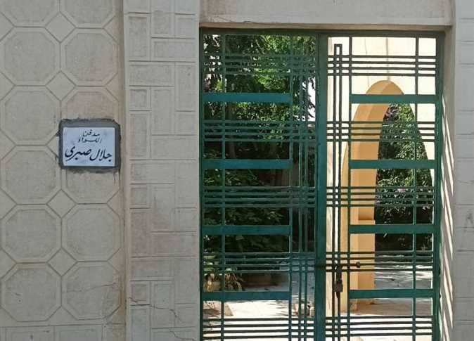 مقبرة الفنان سمير صبري بالإسكندرية 