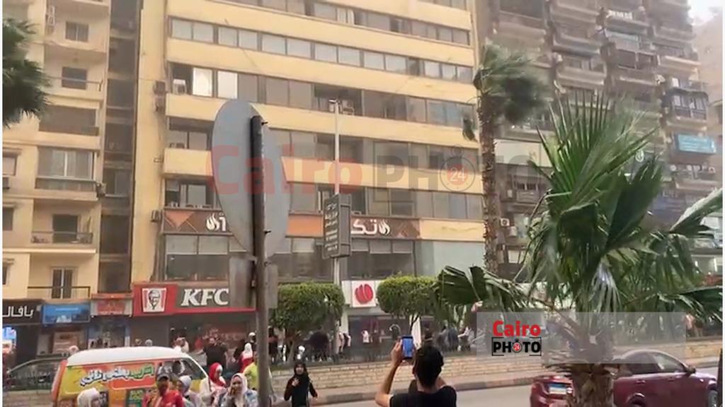 حريق بالطابق الأخير بشركة أمريكانا بالمهندسين