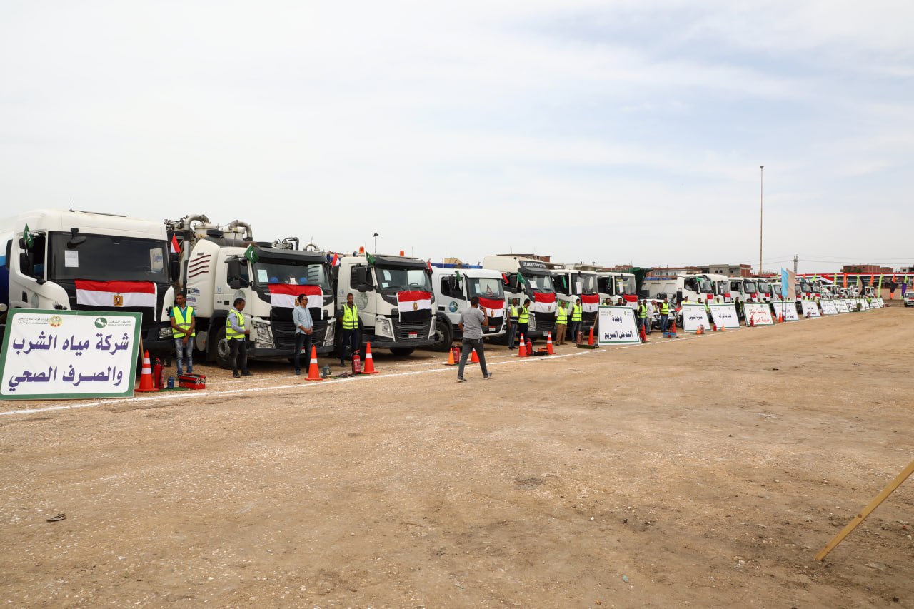 اصطفاف المعدات الهندسية والفنية لمجابهة الأزمات والكوارث 04