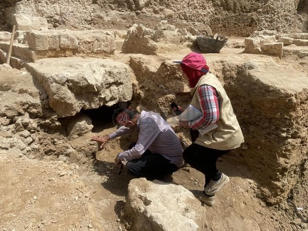 آثار الإسكندرية تبدأ الحفائر بـ أرض بطريركية الأقباط الارثوذكسية بشارع النبي دانيال 4