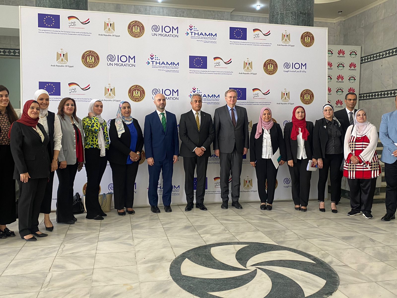 735672ef-5e5b-41db-9998-29fe83c48952