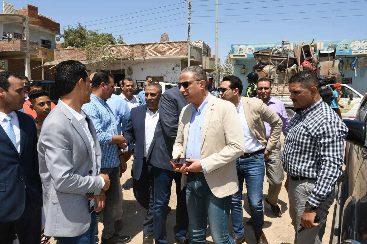 محافظ الفيوم يتفقد أعمال حملة 100 يوم صحة