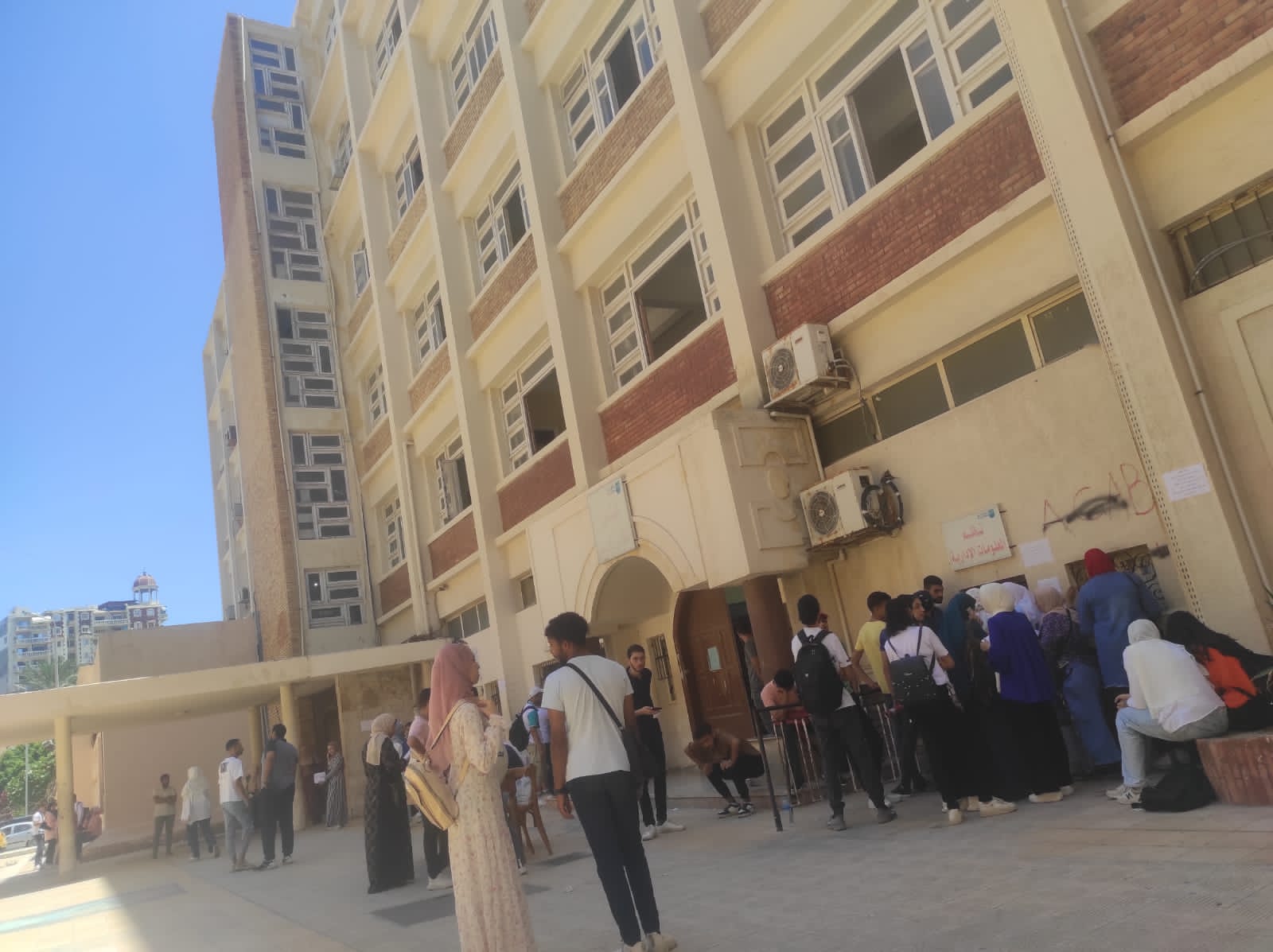 معامل تنسيق جامعة الإسكندرية تتلقى طلبات طلاب الثانوية العامة