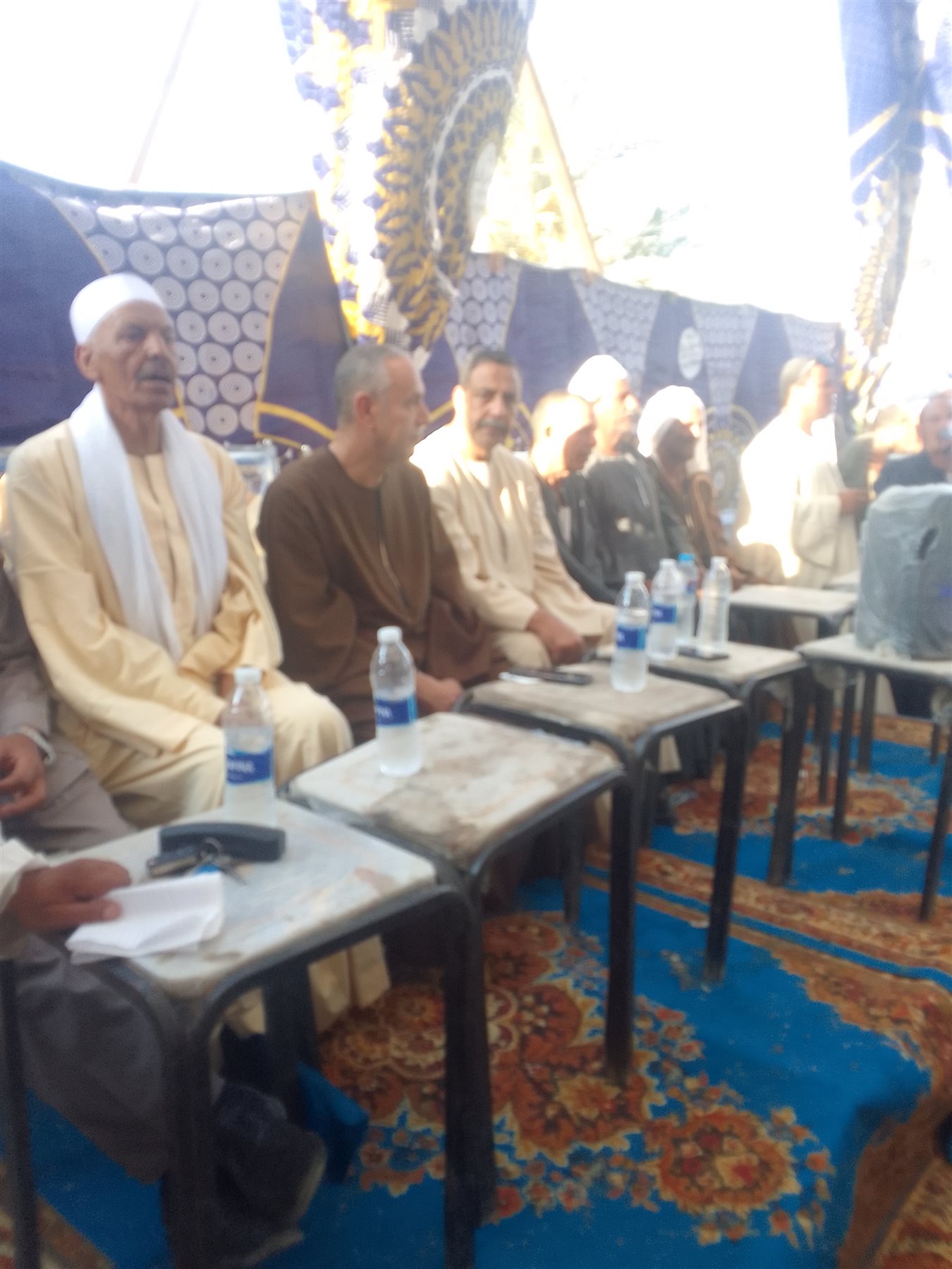 جلسة صلح عرفية لإنهاء خصومة ثأرية بين عائلتين بقرية دبانة