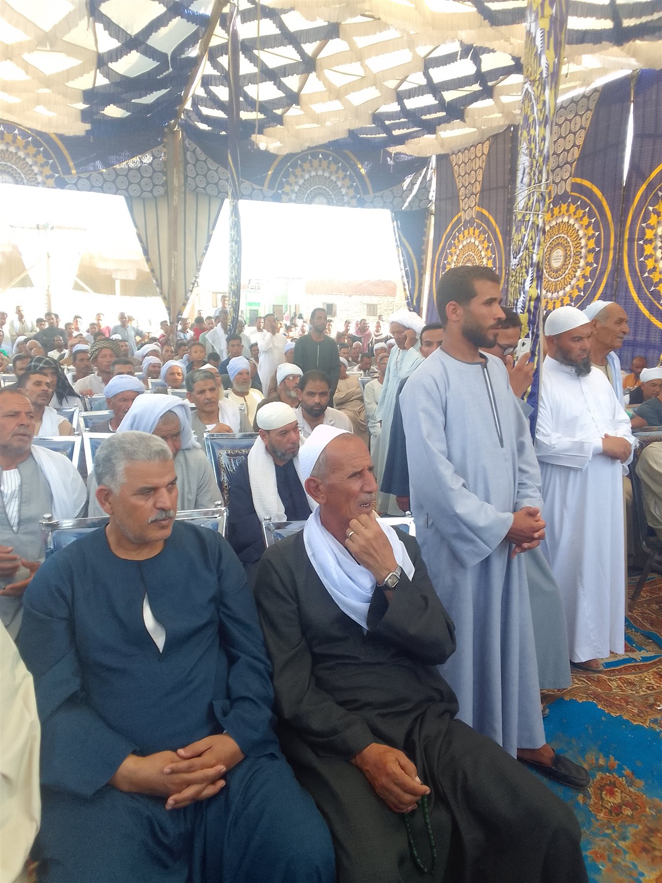 جلسة صلح عرفية لإنهاء خصومة ثأرية بين عائلتين بقرية دبانة