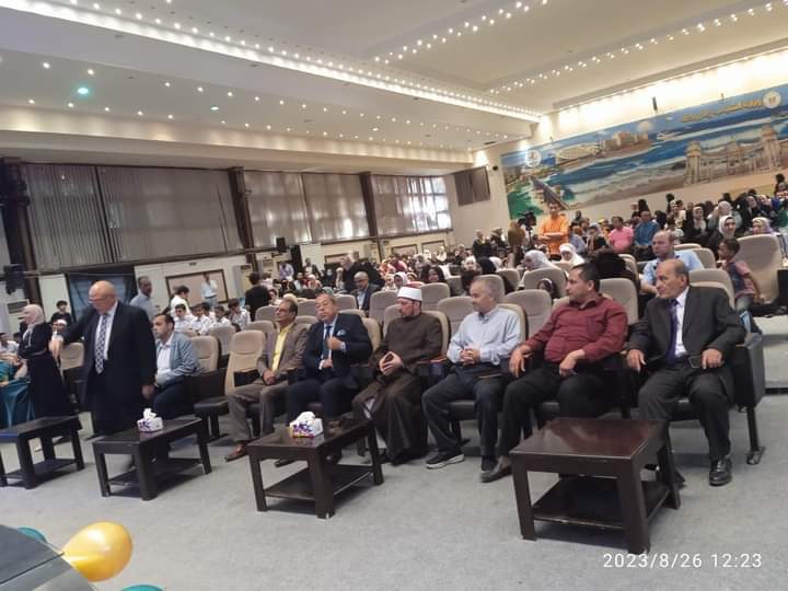 تكريم طلاب الأزهر المتفوقين