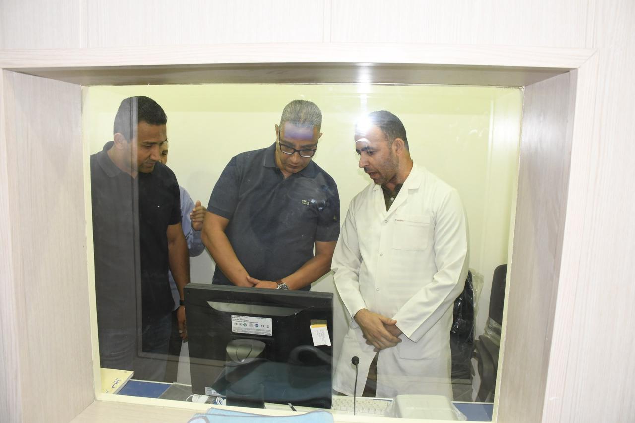 محافظ الفيوم يفتتح قسم الأشعة المقطعية الجديد بمستشفى أبشواي المركزي