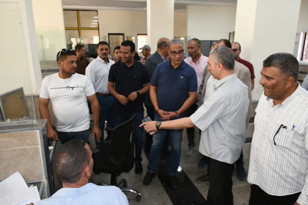 محافظ الفيوم يتفقد تشغيل نقطة إسعاف تونس 