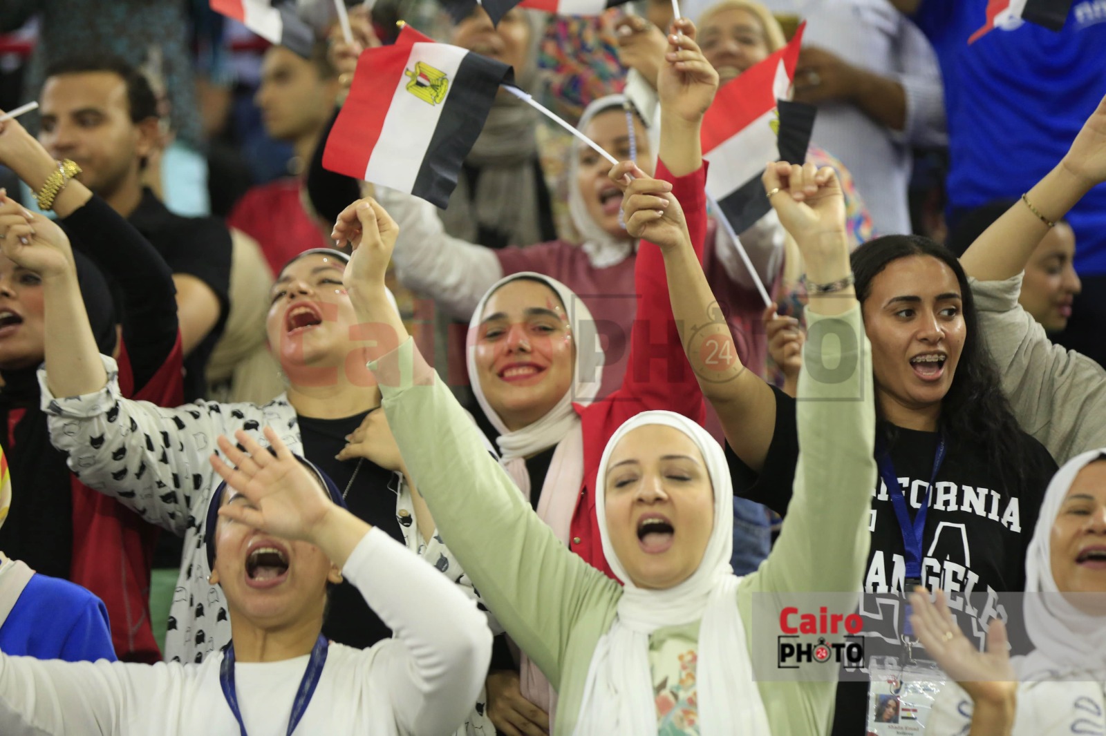 مباراة منتخب كرة الطائرة أمام الجزائر (10)