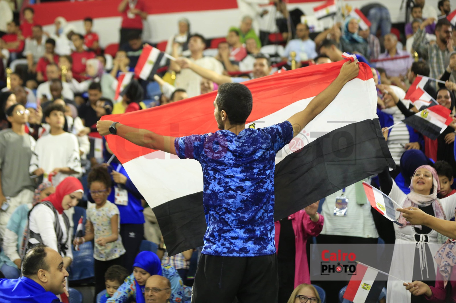 مباراة منتخب كرة الطائرة أمام الجزائر (12)