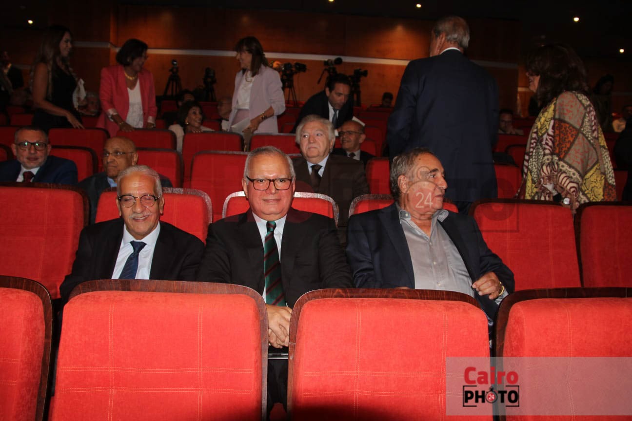 الحضور في حفل توزيع جوائز هيكل للصحافة (1)