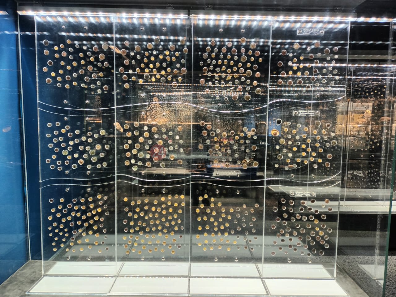 المتحف اليوناني الروماني يعرض 4 آلاف عملة أثرية ذهبية وفضية (4)