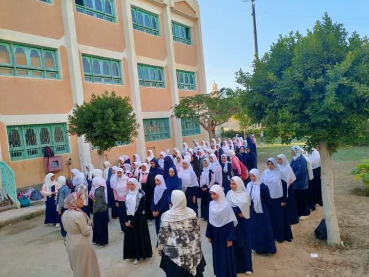 وقفات لطلاب المعاهد الأزهرية بالإسكندرية لدعم فلسطين