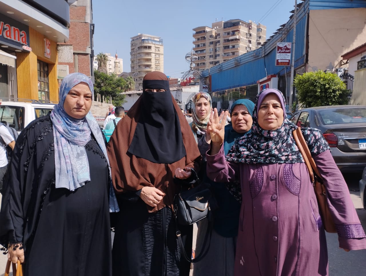 سيدات الشرقية يتظاهرن لدعم القضية الفلسطينية 01