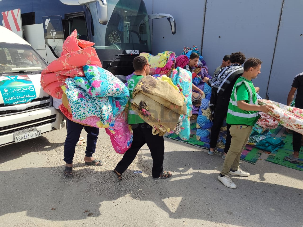 9ba326ff-56d9-499c-b783-71894f41cbb0