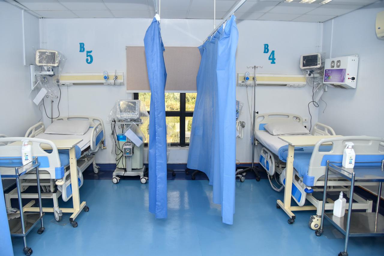 محافظ الإسكندرية يزور مستشفى أيادي المستقبل ٧