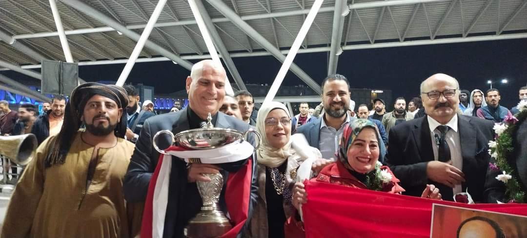 بعثة هوكي الشرقية تصل القاهرة بعد التتويج ببطولة إفريقيا 01