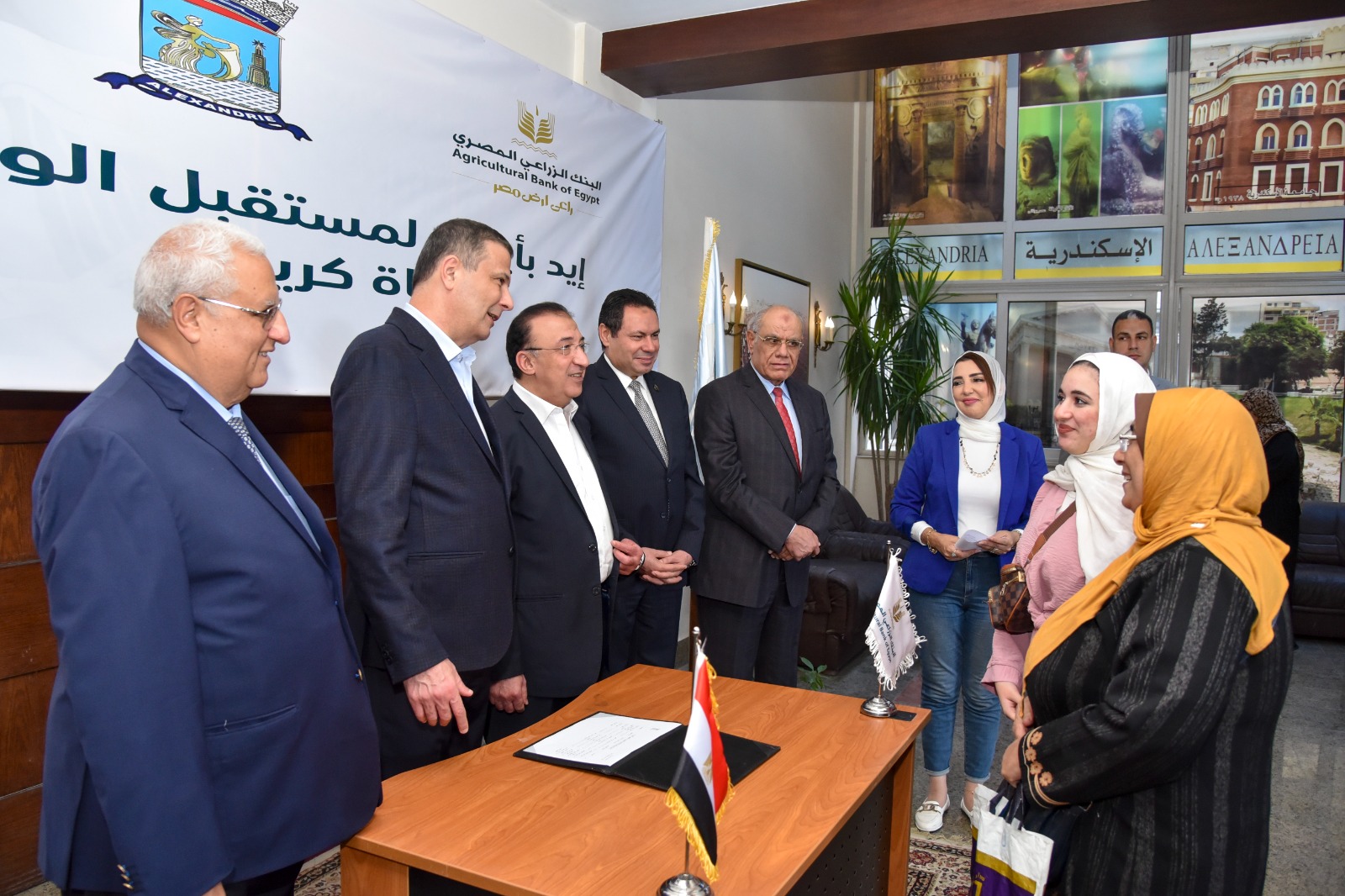 محافظ الإسكندرية يستقبل رئيس البنك الزراعي 