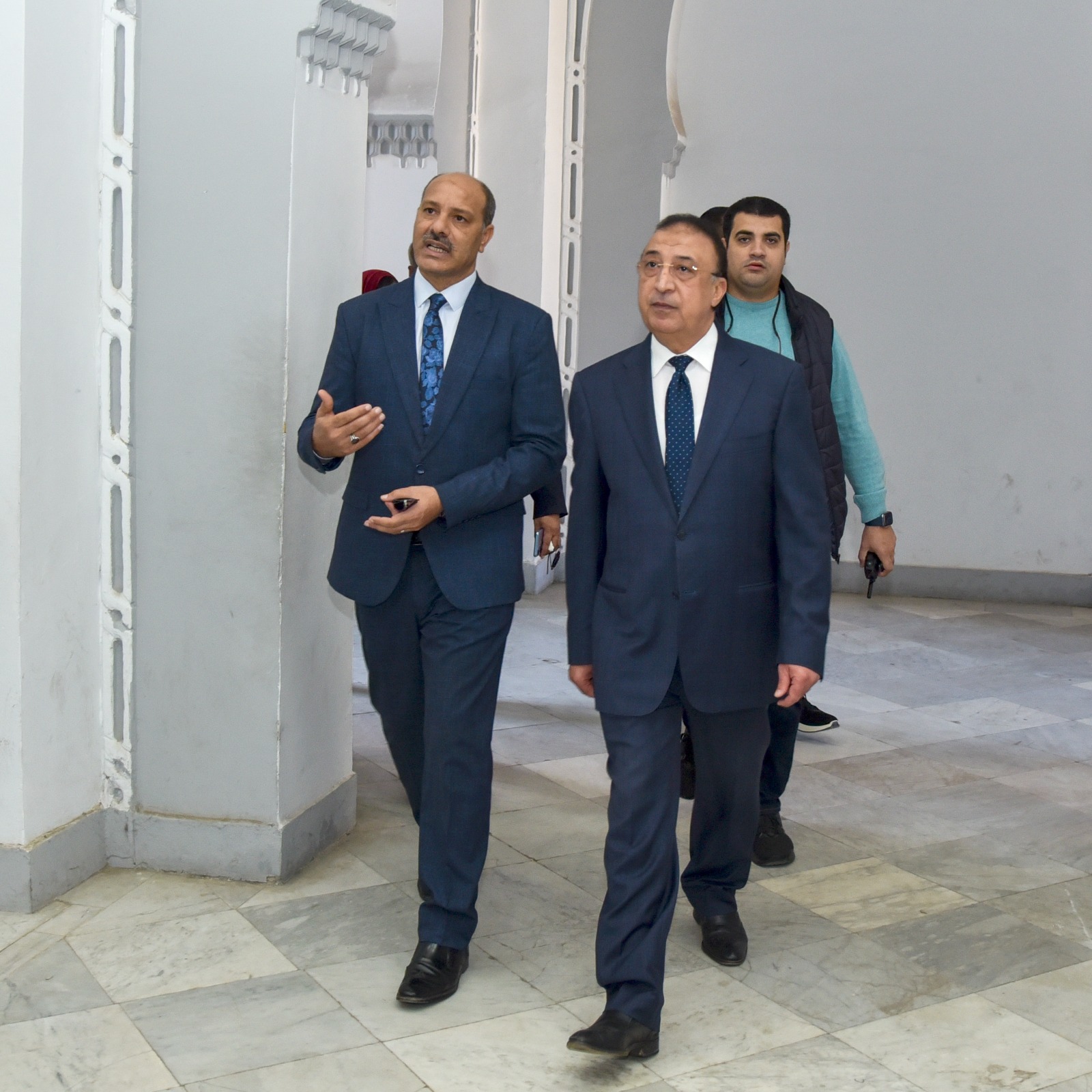 محافظ الإسكندرية يطمئن على جاهزية اللجان العامة للانتخابات الرئاسية 2024