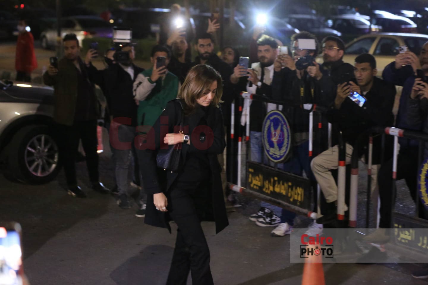 عزاء المنتجة ناهد فريد شوقي بمسجد الشرطة (22)