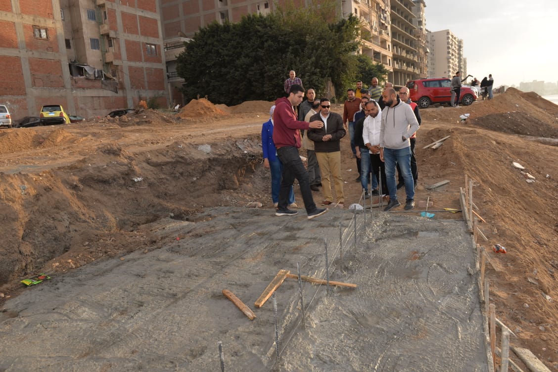 محافظ الدقهلية يتفقد أعمال إنشاء الممشى السياحي الجديد