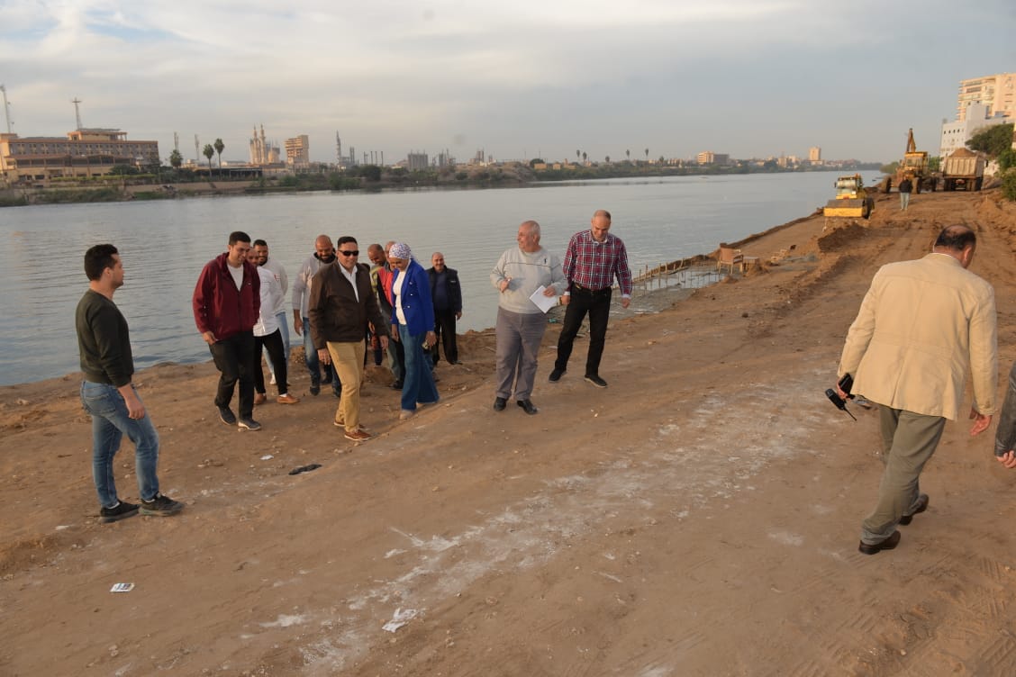محافظ الدقهلية يتفقد أعمال إنشاء الممشى السياحي الجديد