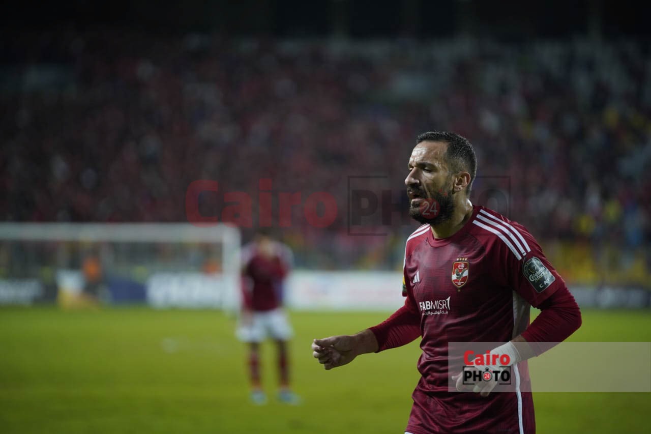 مباراة الأهلي وشباب بلوزداد (11)