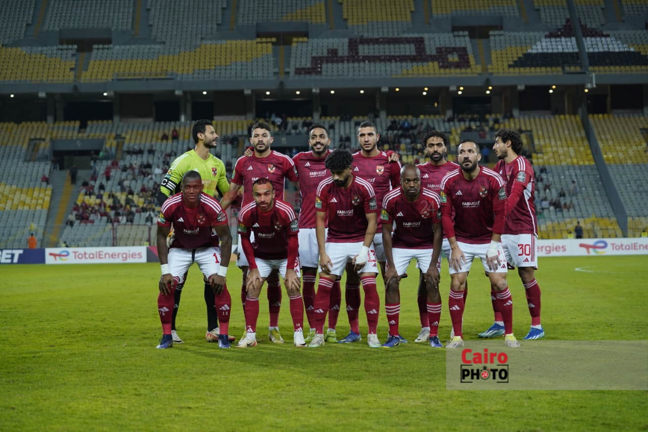 مباراة الأهلي وشباب بلوزداد (27)