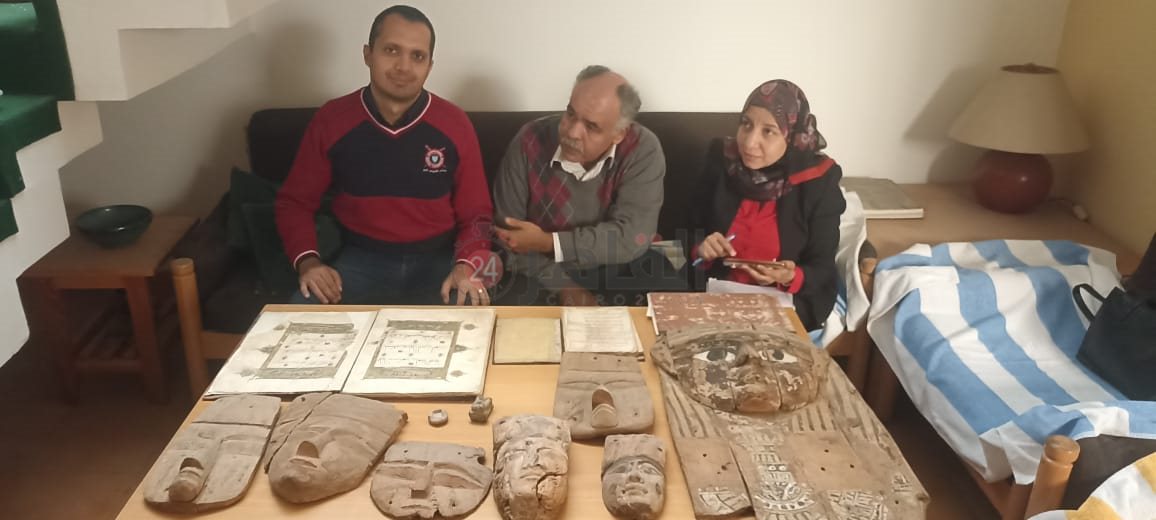  تفاصيل استلام 12 قطعة أثرية من سيدة بالمعادي (1)