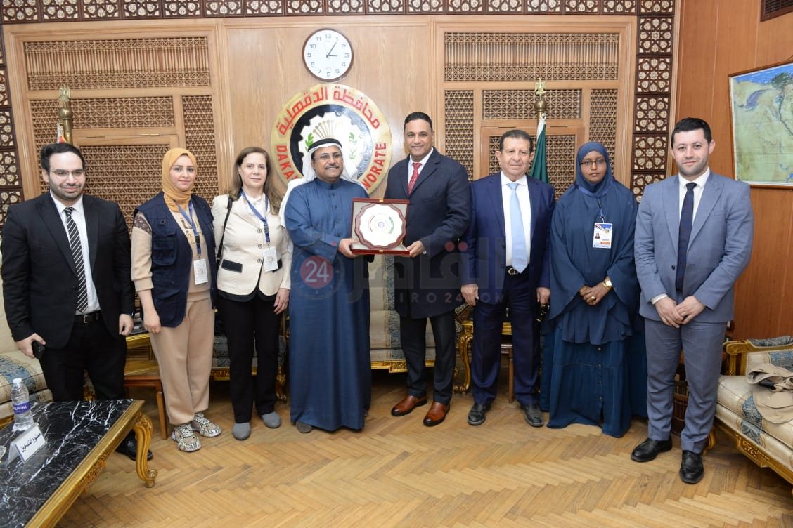 محافظ الدقهلية ييستقبل رئيس البرلمان العربي (6)