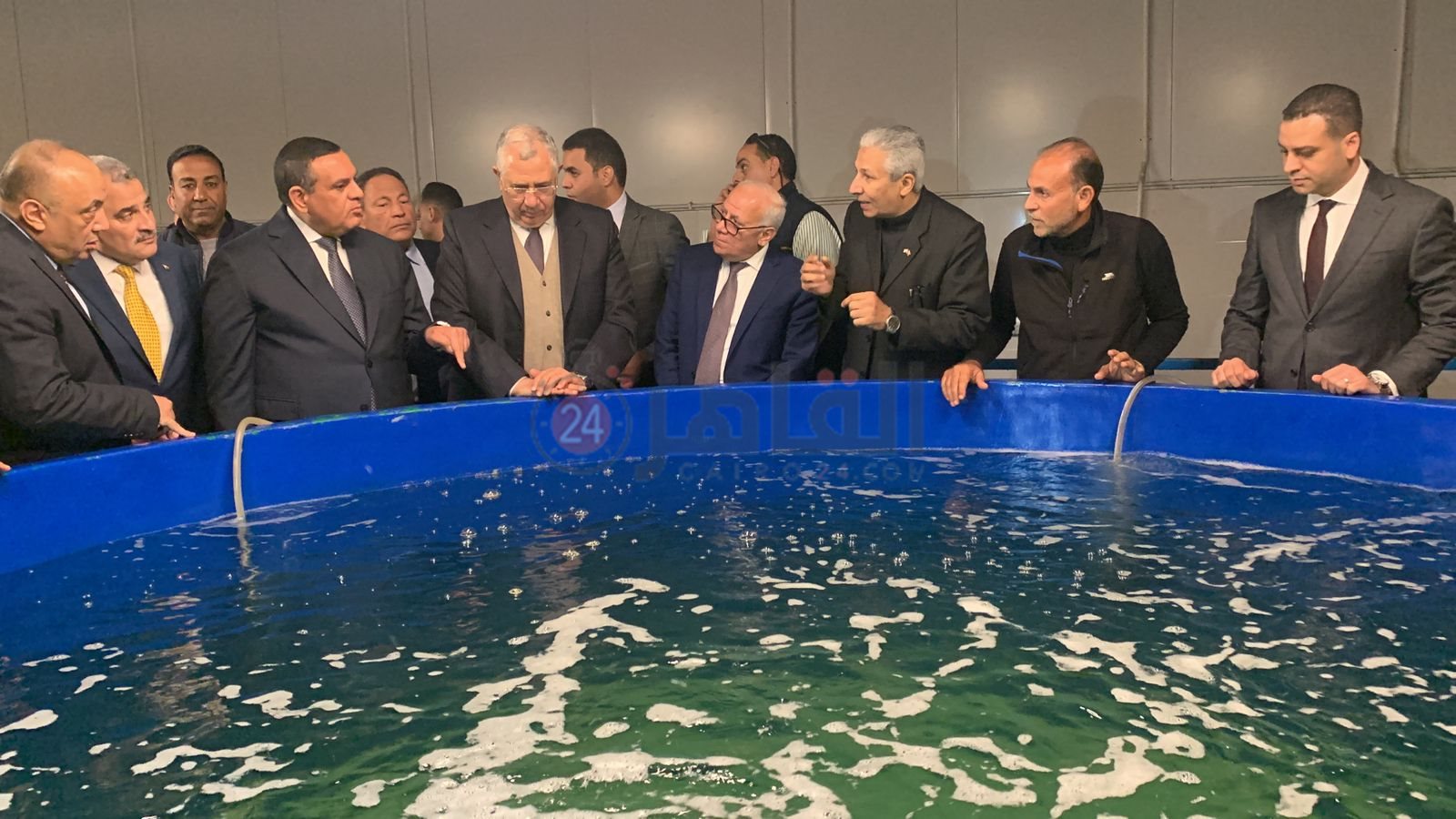 وزير التنمية المحلية يتفقد مصنعا لتفريخ الأسماك ببورسعيد 