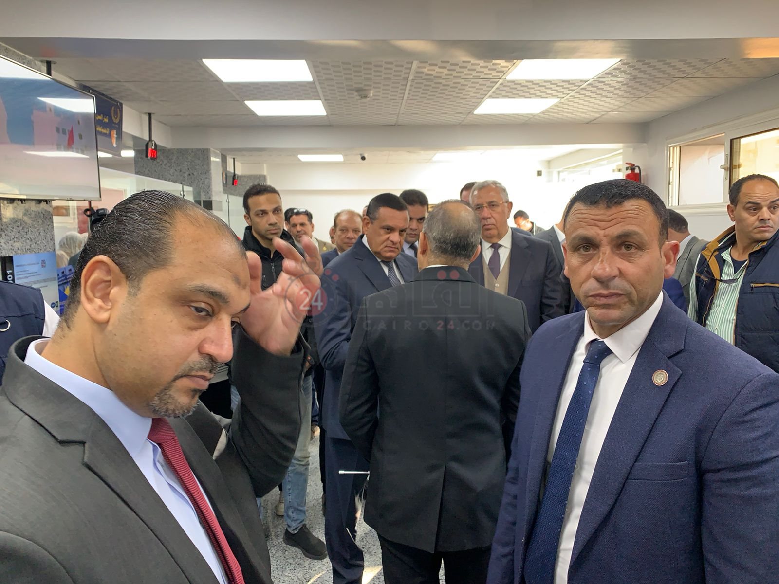 وزير التنمية المحلية يتفقد مركز إصدار تراخيص المحال العامة الموحد ببورسعيد 
