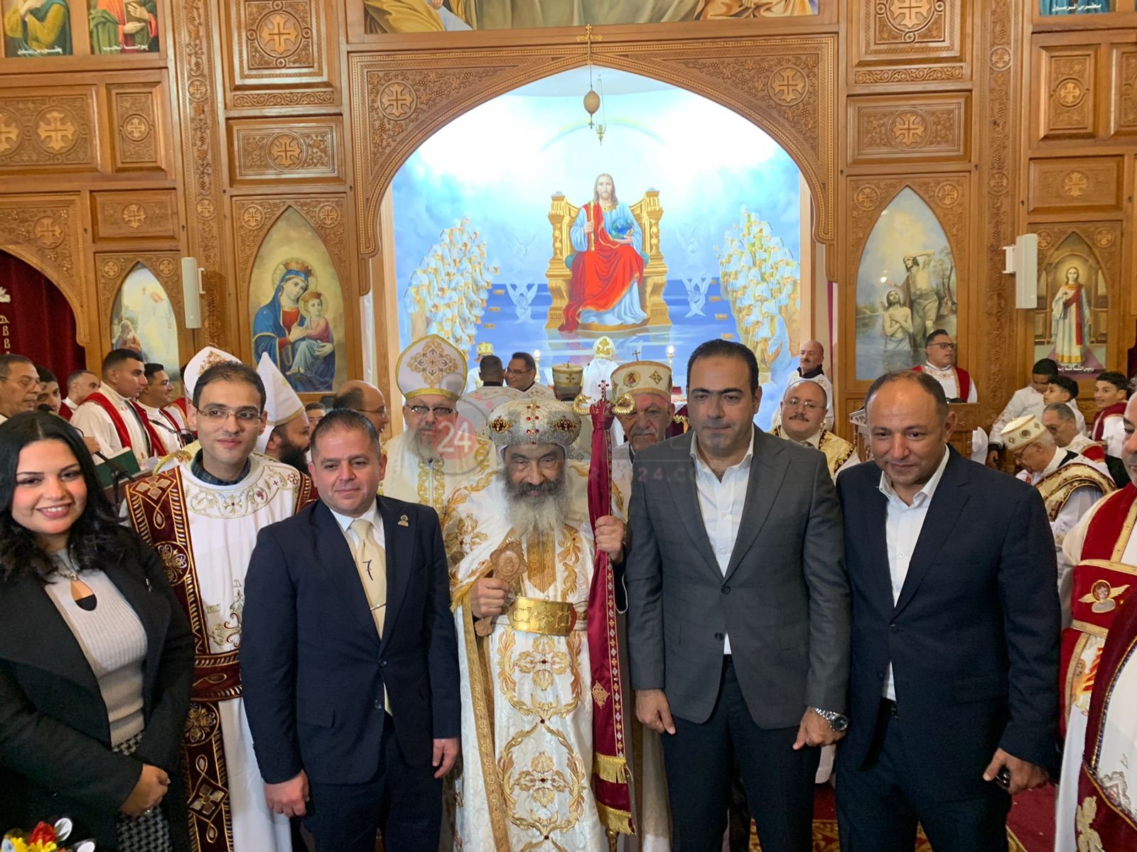 مطران بورسعيد يترأس قداس عيد الميلاد المجيد بـ مارمرقص