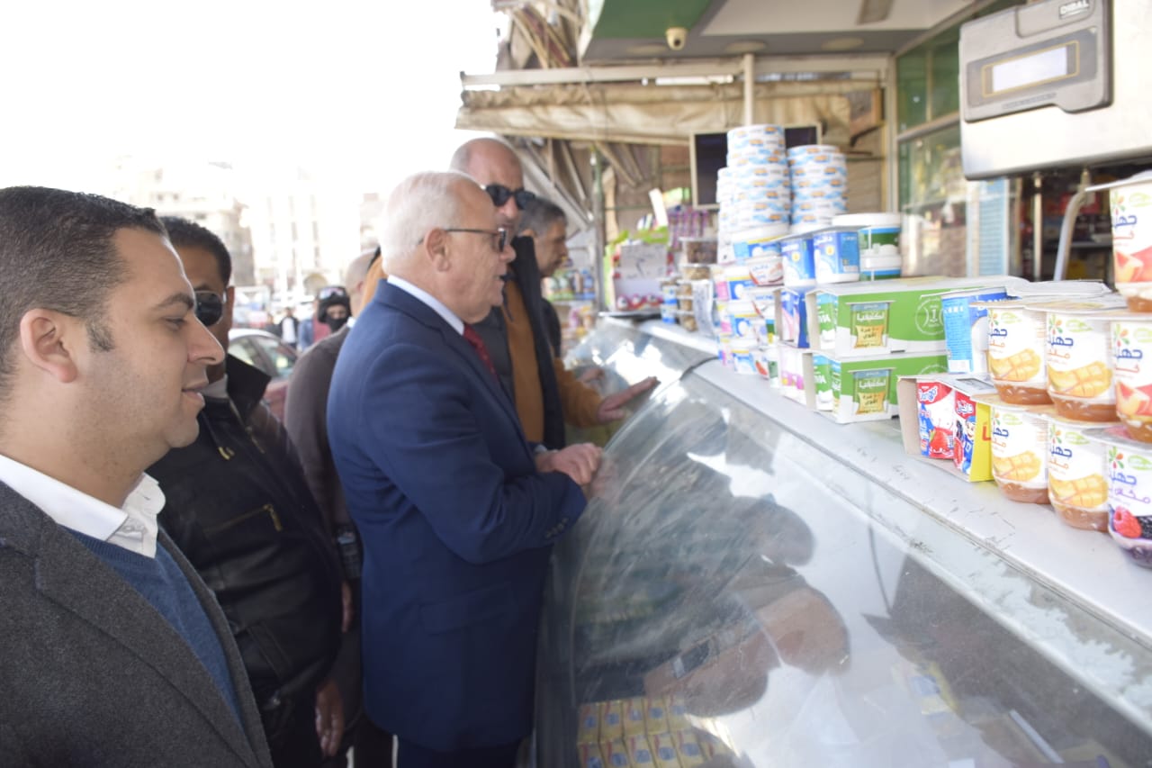 محافظ بورسعيد يجري جولة موسعة 