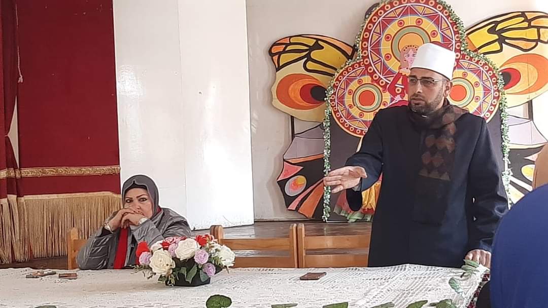 ندوة دينية للعاملين بحى الضواحى ببورسعيد