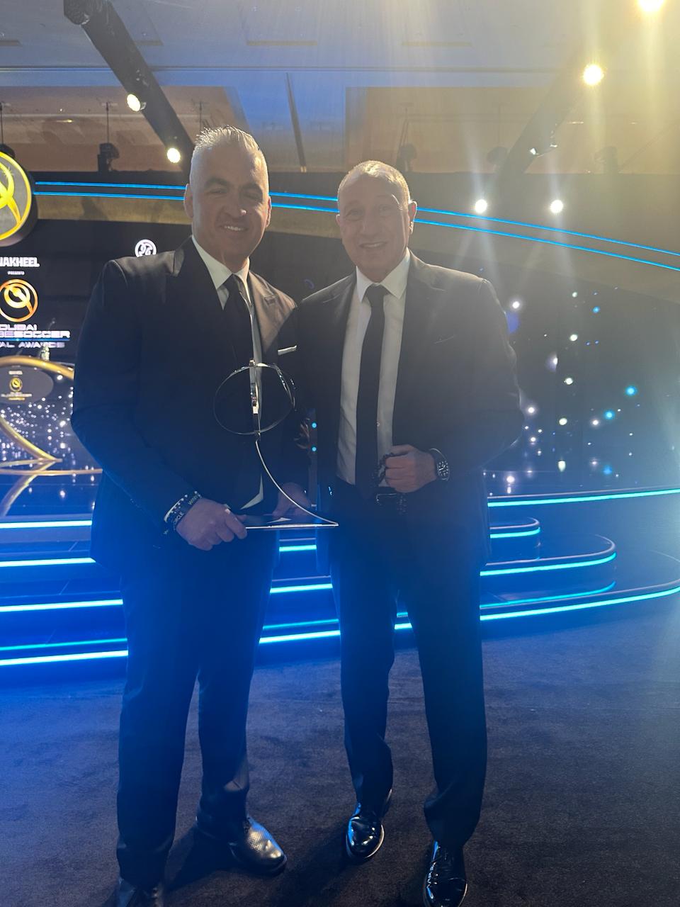 زد يفوز بجائزة جلوب سوكر (7)