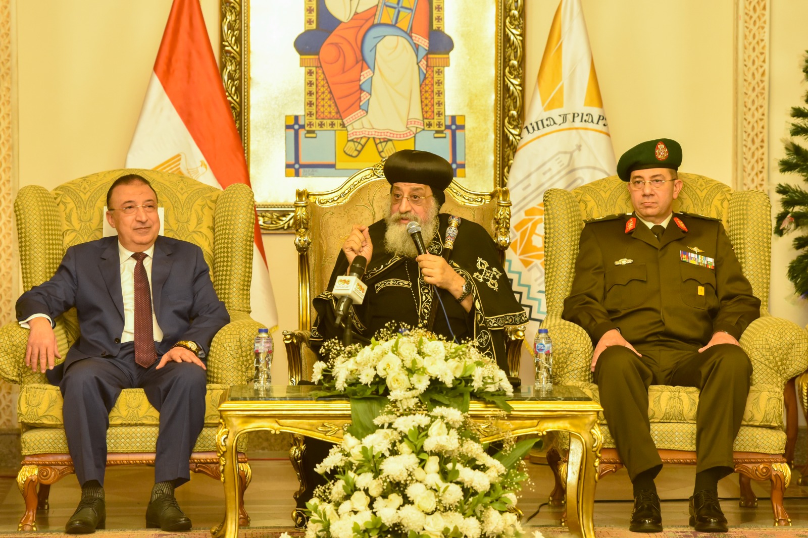 قيادات الإسكندرية تقدم التهنئة بعيد الغطاس 