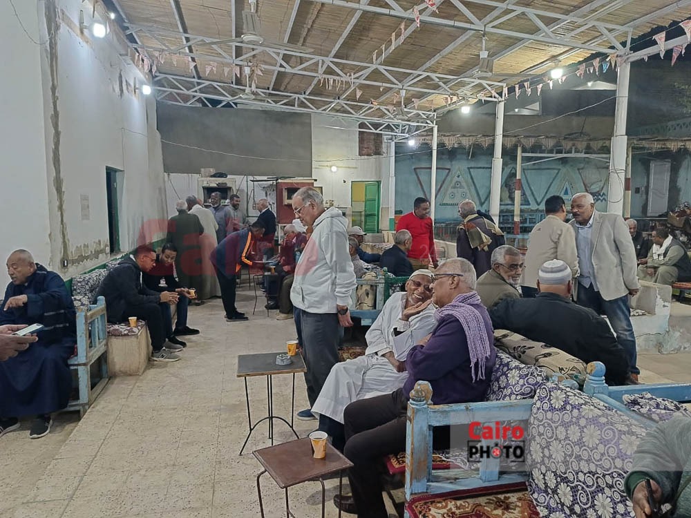 عزاء شقيقة محمد منير 1