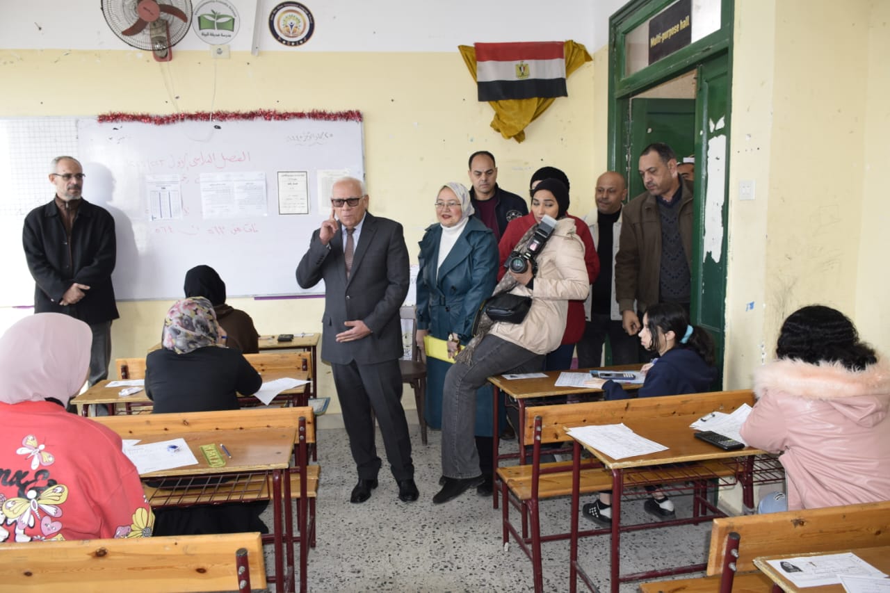 جولة محافظ بورسعيد بلجان الإعدادية 