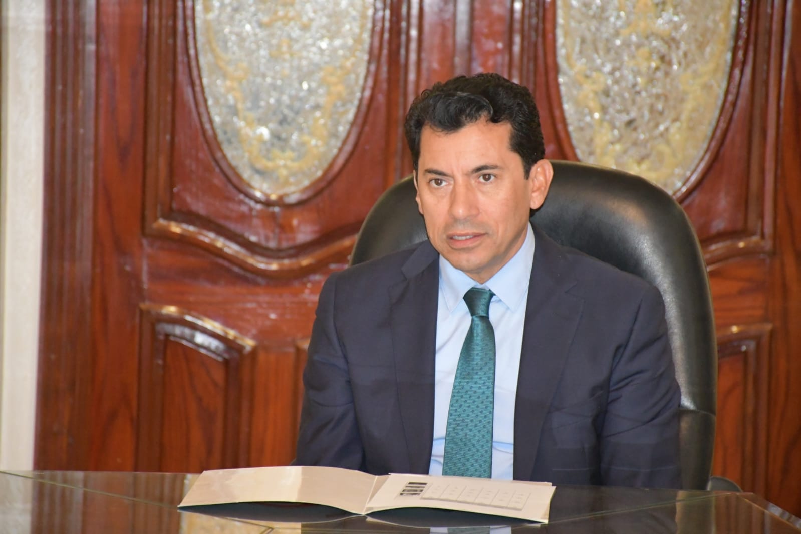 لقاء وزير الرياضة مع عدد من المؤثرين رياضيًا (11)