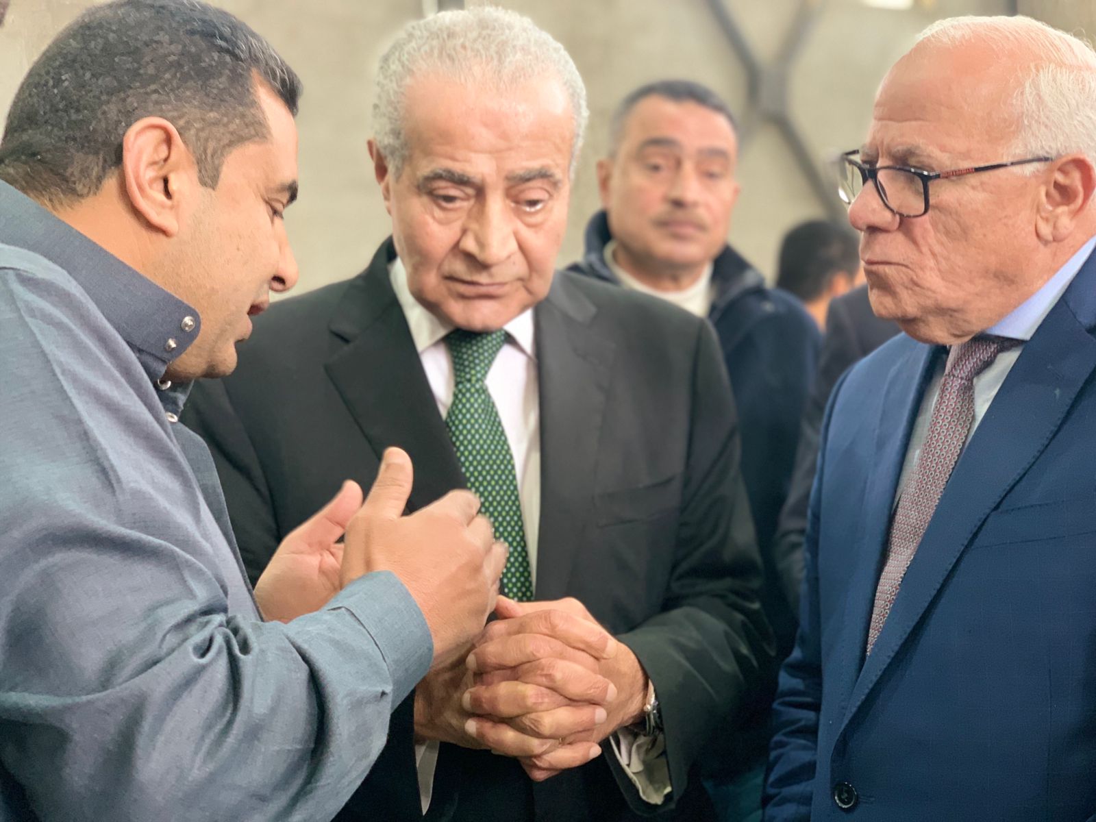 وزير التموين يتفقد مصنع لتعبئة الأرز ببورسعيد