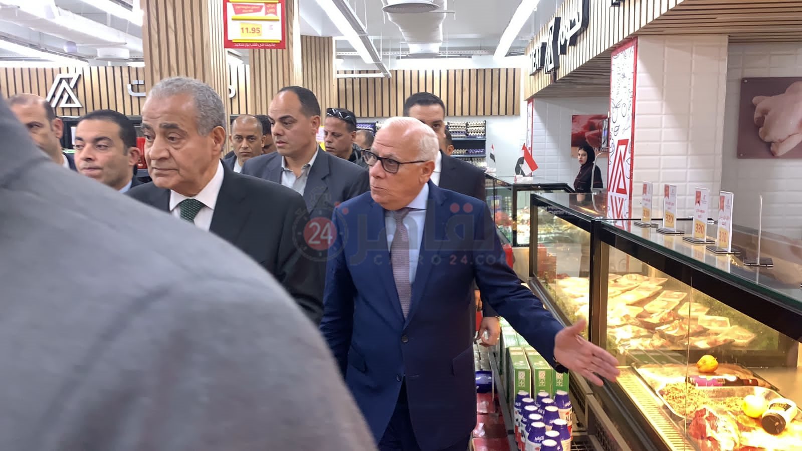 وزير التموين يتابع أسعار المنتجات الغذائية ببورسعيد 
