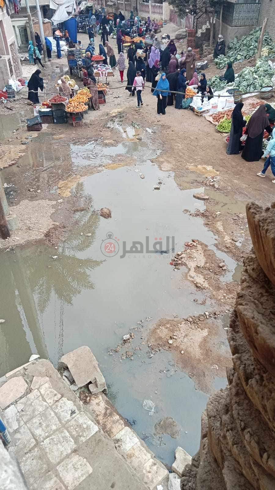 جانب من تجمعات مياه الصرف الصحي