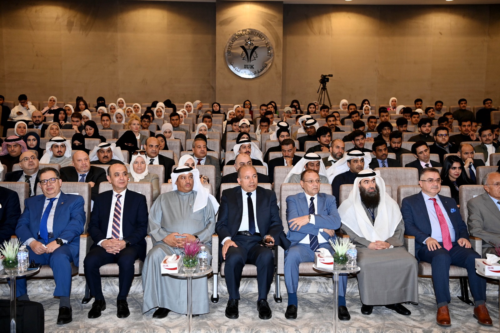 الدكتور شريف يوسف خاطر  رئيس جامعة المنصورة